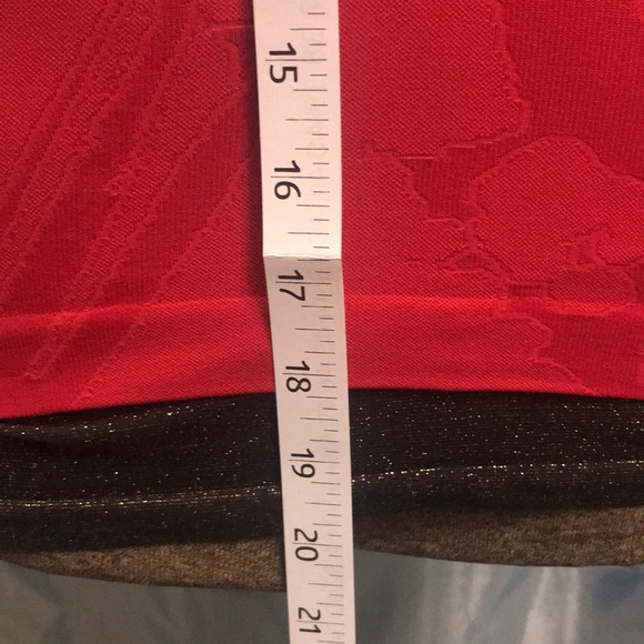 Jazzercise Athletic Top with Built-in Shelf Bra - Picture 7 of 10